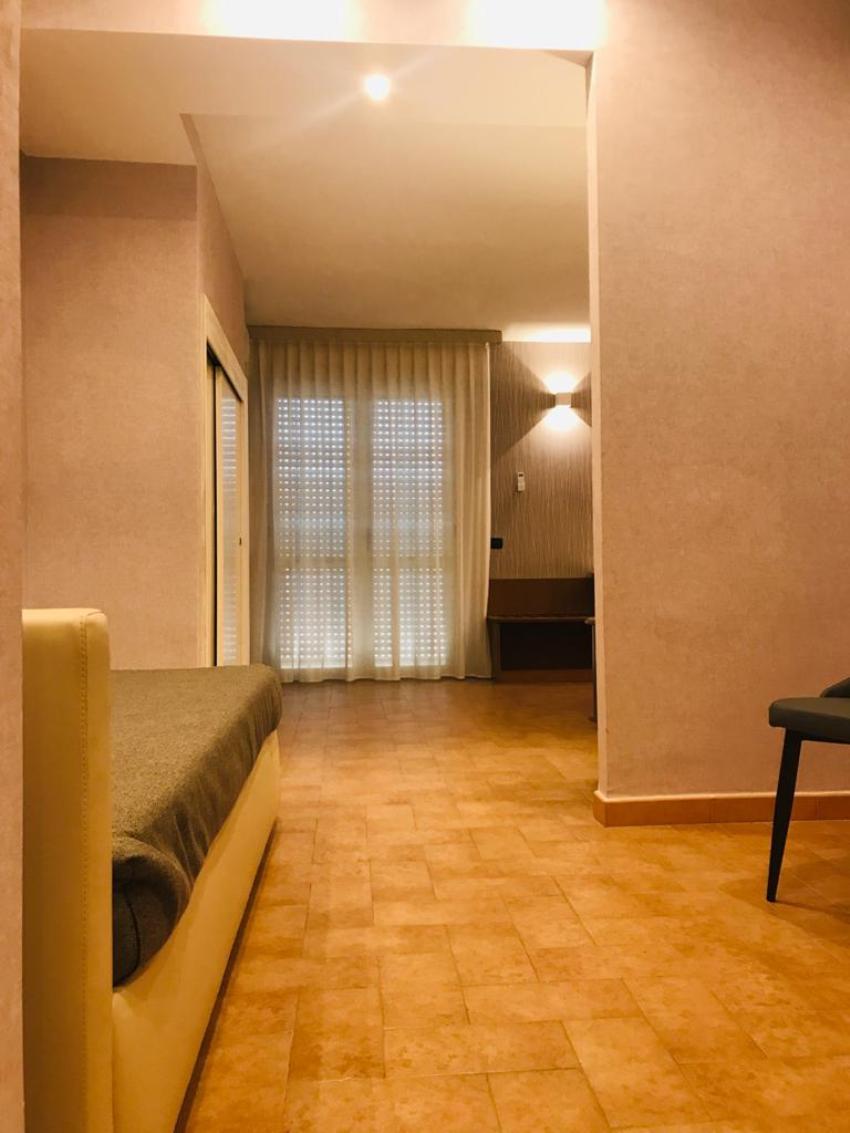 American Hotel Поццуоли Экстерьер фото