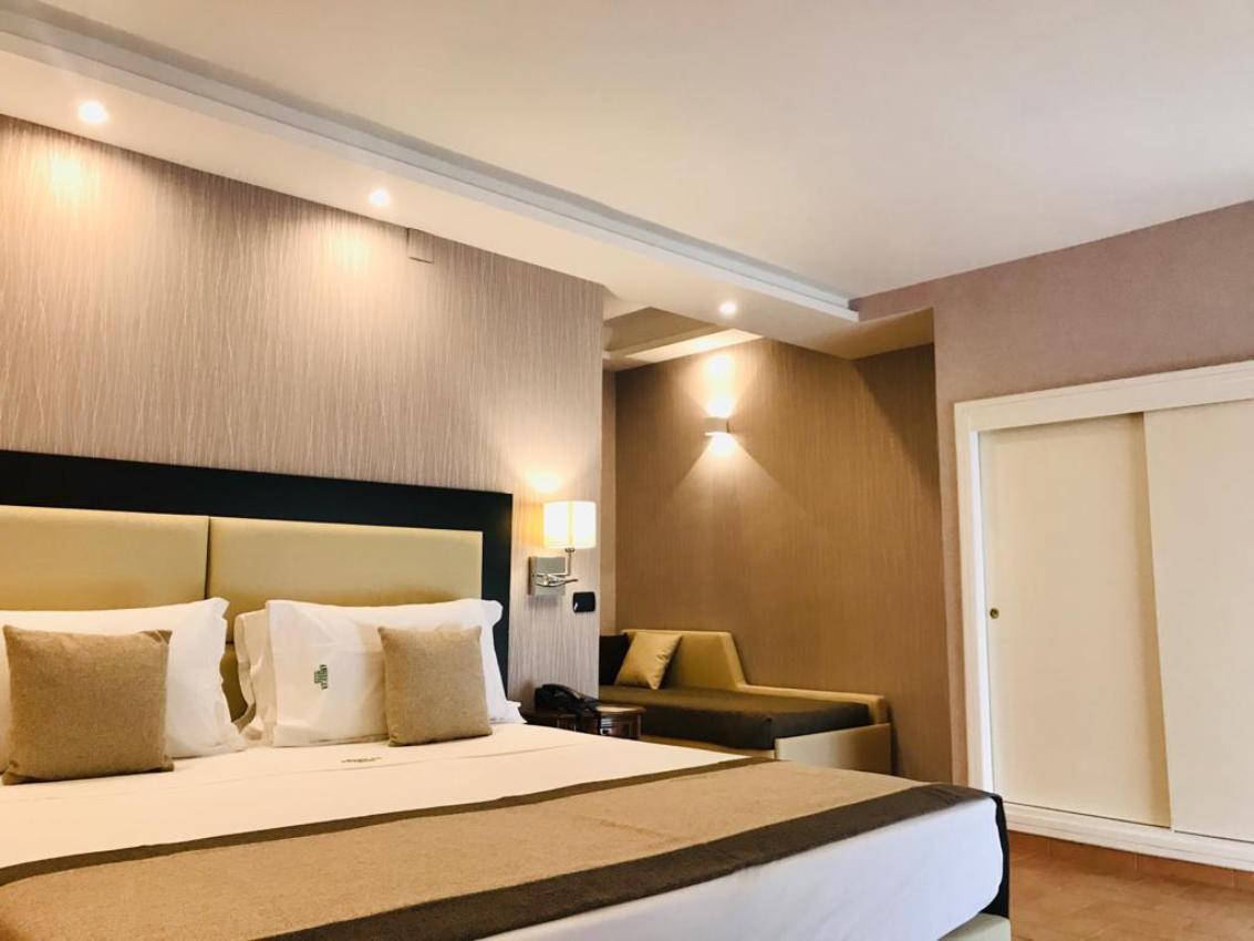 American Hotel Поццуоли Экстерьер фото
