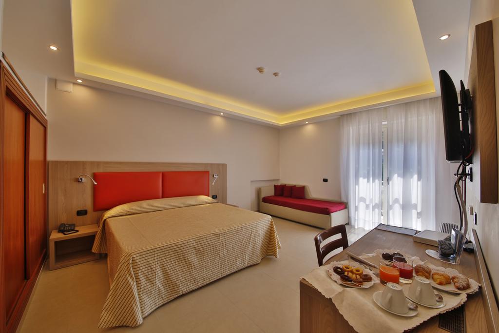 American Hotel Поццуоли Экстерьер фото