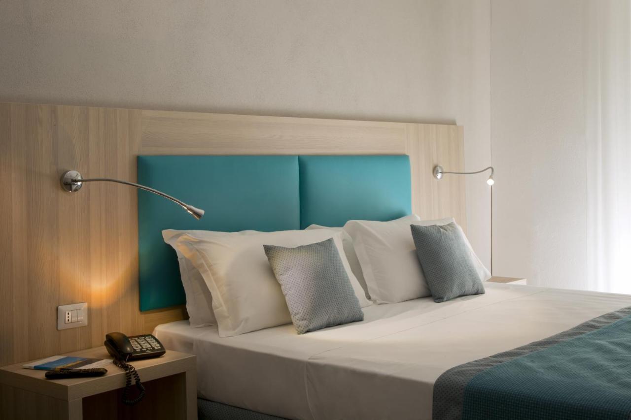 American Hotel Поццуоли Экстерьер фото
