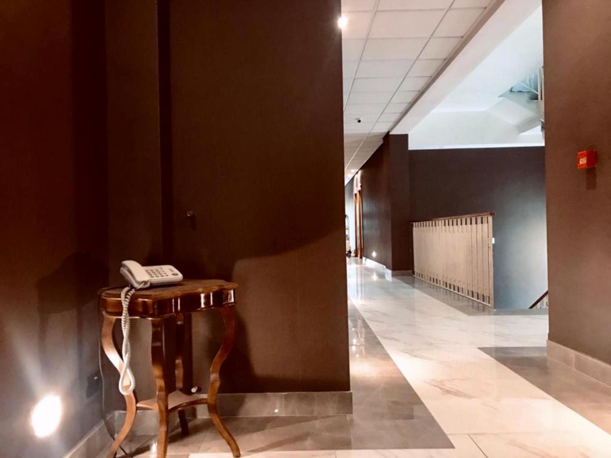 American Hotel Поццуоли Экстерьер фото