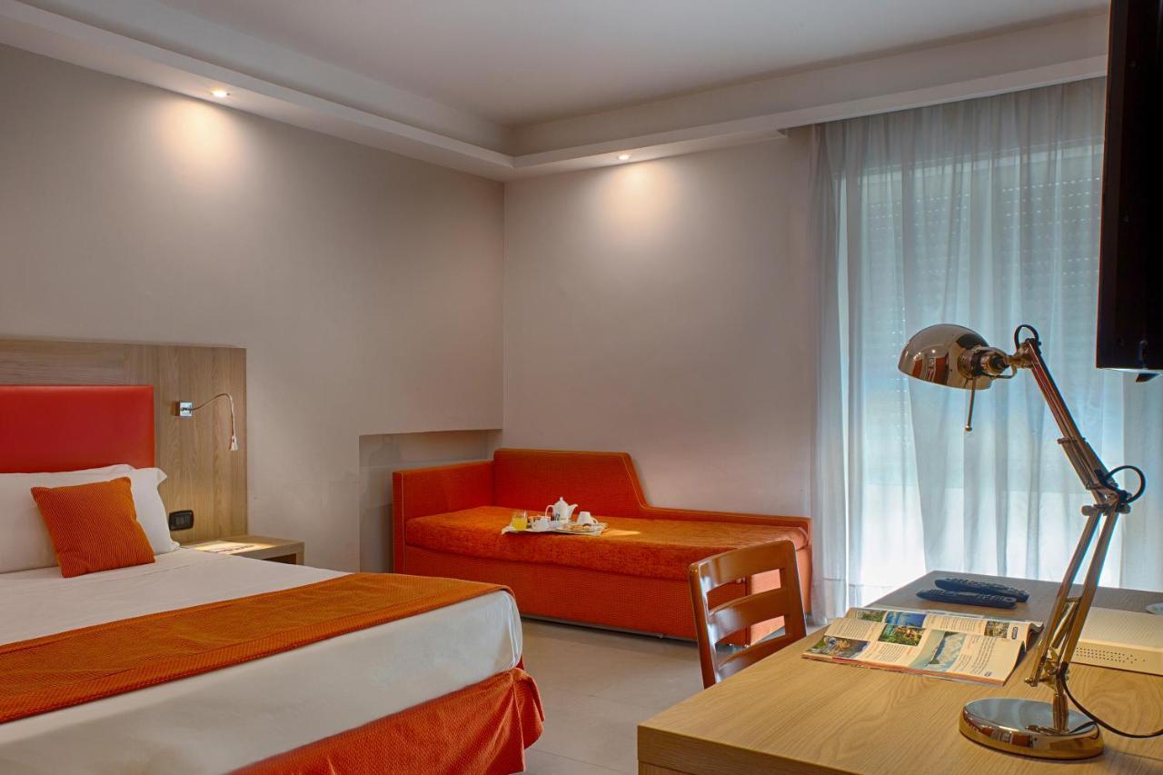 American Hotel Поццуоли Экстерьер фото